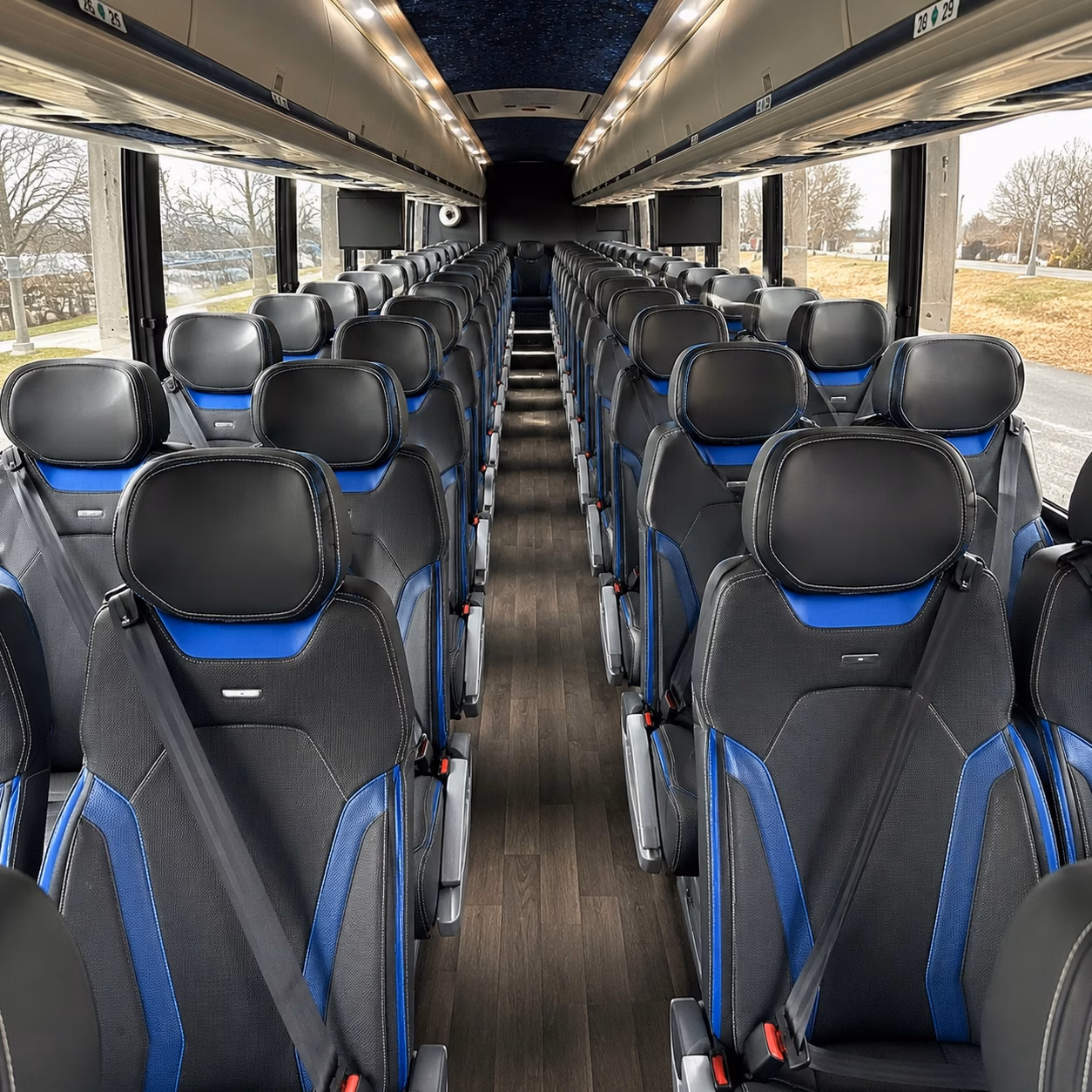 denver charter bus rentals to den airport for corporate groups