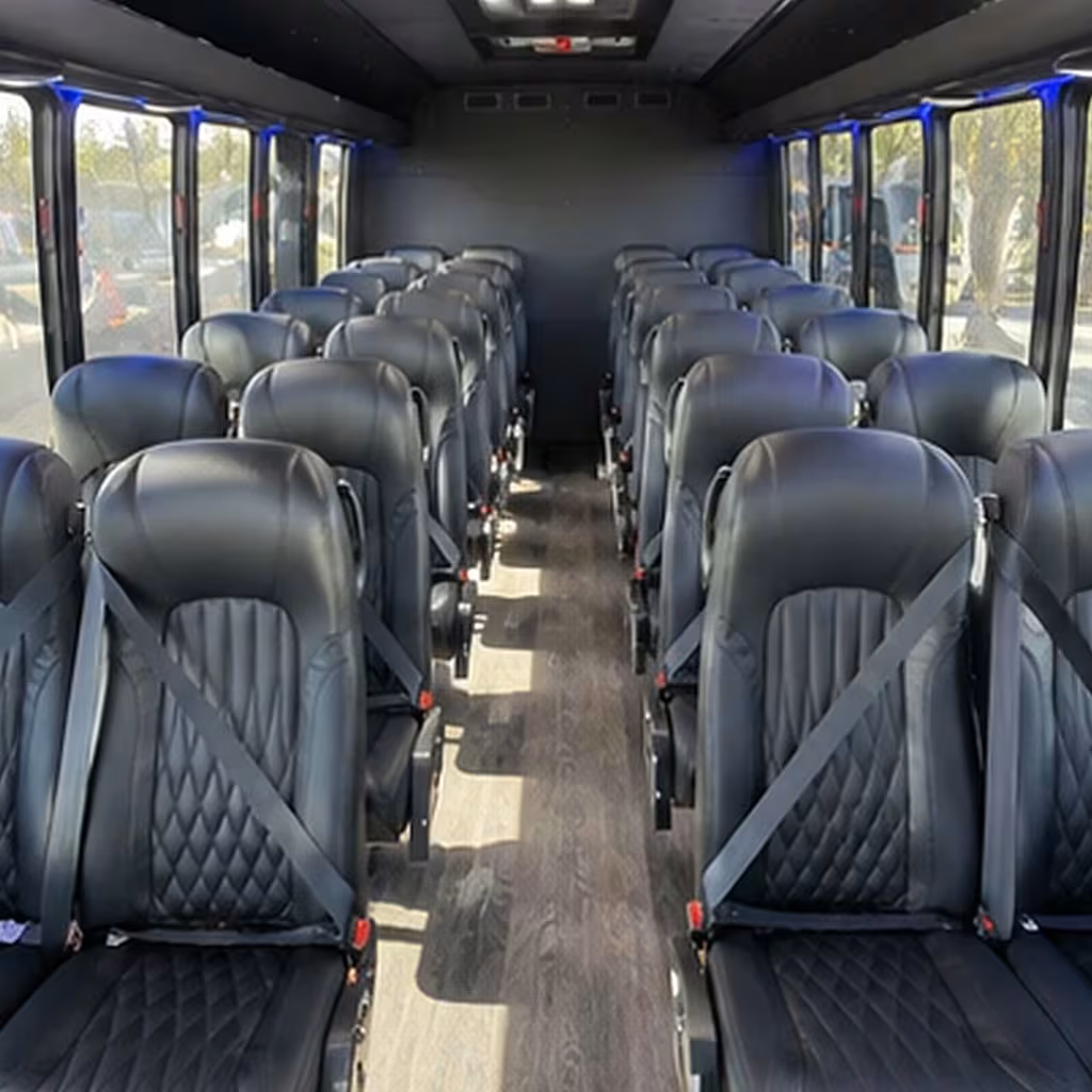 denver minibus rentals for downtown aquarium field trips